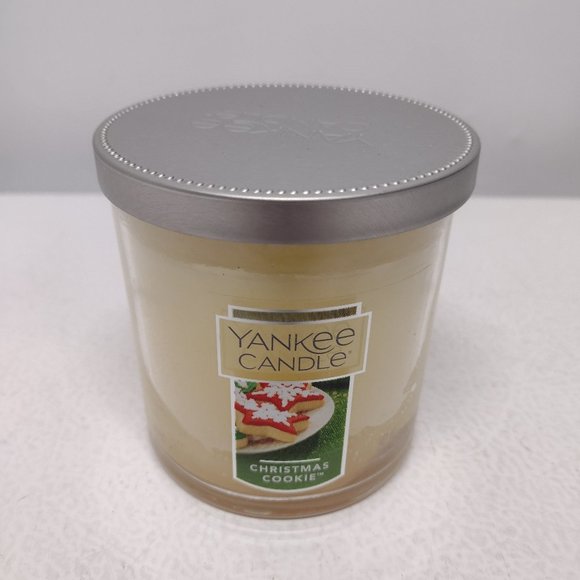 Yankee Candle Christmas Holiday Tumbler Candles - 7oz - Choose Your Favorite! - Picture 3 of 3